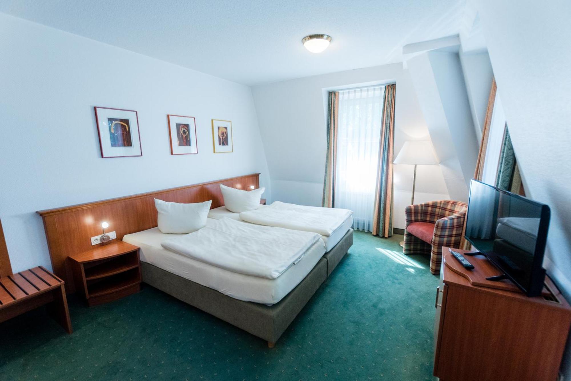 Hotel Muennich Munster  Bagian luar foto